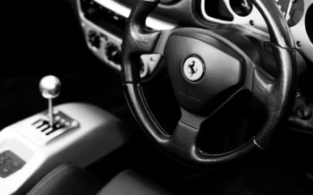 quale posto scegliere per stipulare un'assicurazione auto: online o agenzia?