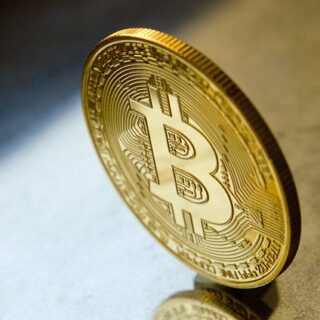 eToro